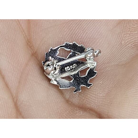 10K White Gold Eastern Star Mini Pin - Picture 2 of 4